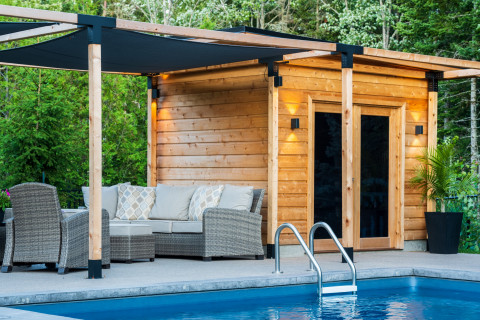 Pool house