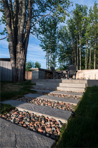 Concrete stepping stones