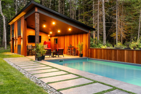Pool house