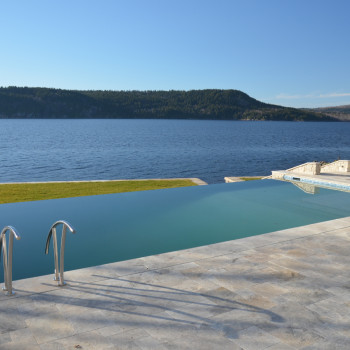 Vanishing edge pool